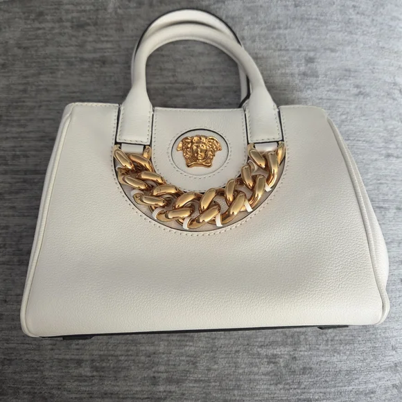 Versace White and Gold Women's Bag - Picture 7 of 9